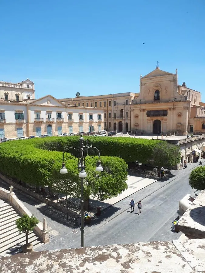 La Casa Nella Piazza Vila Noto Casa de Férias